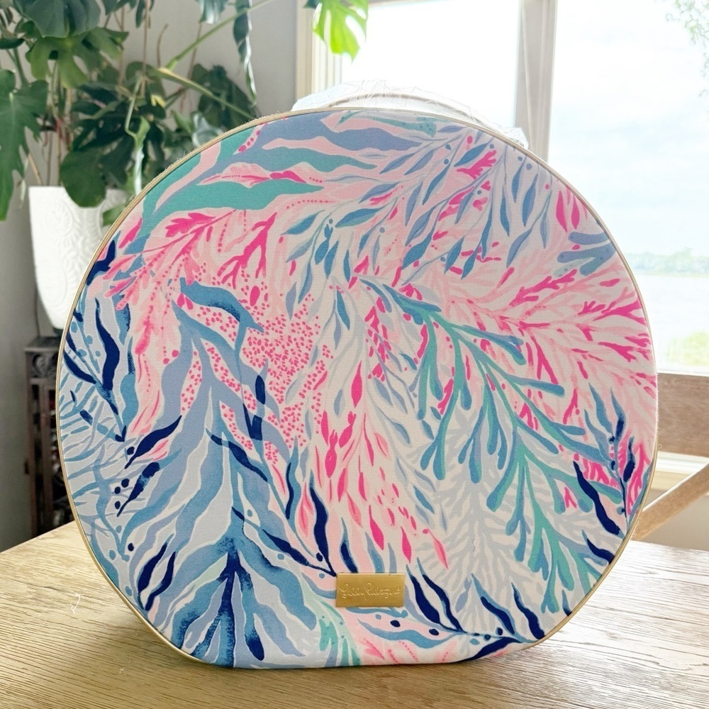 Lilly Pulitzer Kaleidoscope Coral Hat Box Carry On Suitcase
